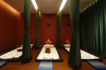 杭州萧山区泰式按摩的被动瑜伽:当身体被折叠成诗