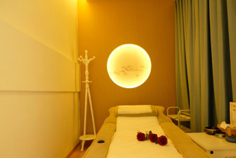 杭州萧山区日式指压的寂静美学:在按压中听见雪落的声音